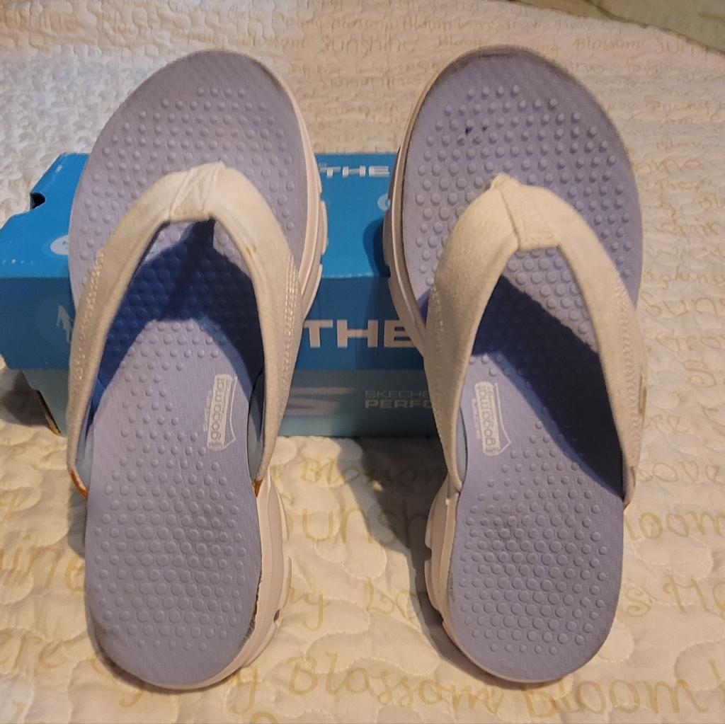 Skechers Gowalk White And Light Blue Sandals